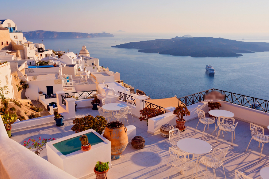 Half Day Tour with Wine Tasting in Santorini