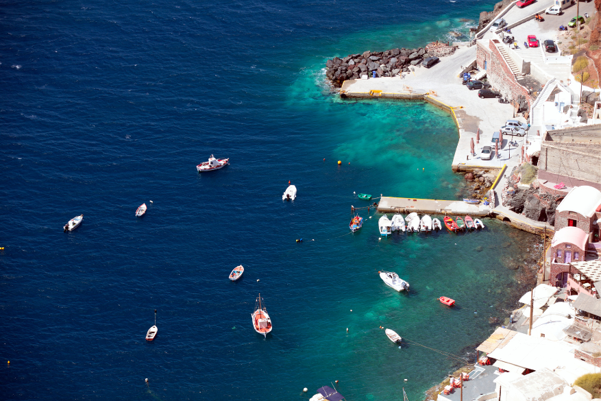 Half Day Tour with Wine Tasting in Santorini